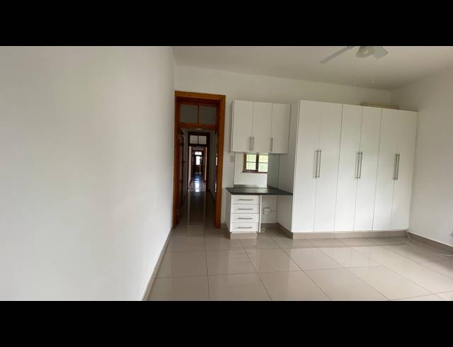 2 BEDROOM FLAT FOR SALE IN GLENWOOD